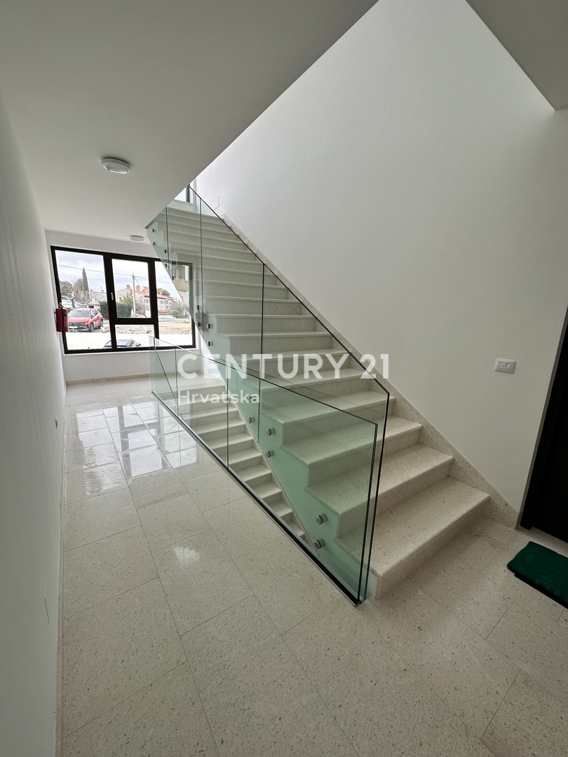 LABIN, stanovanje z odprtim pogledom na morje