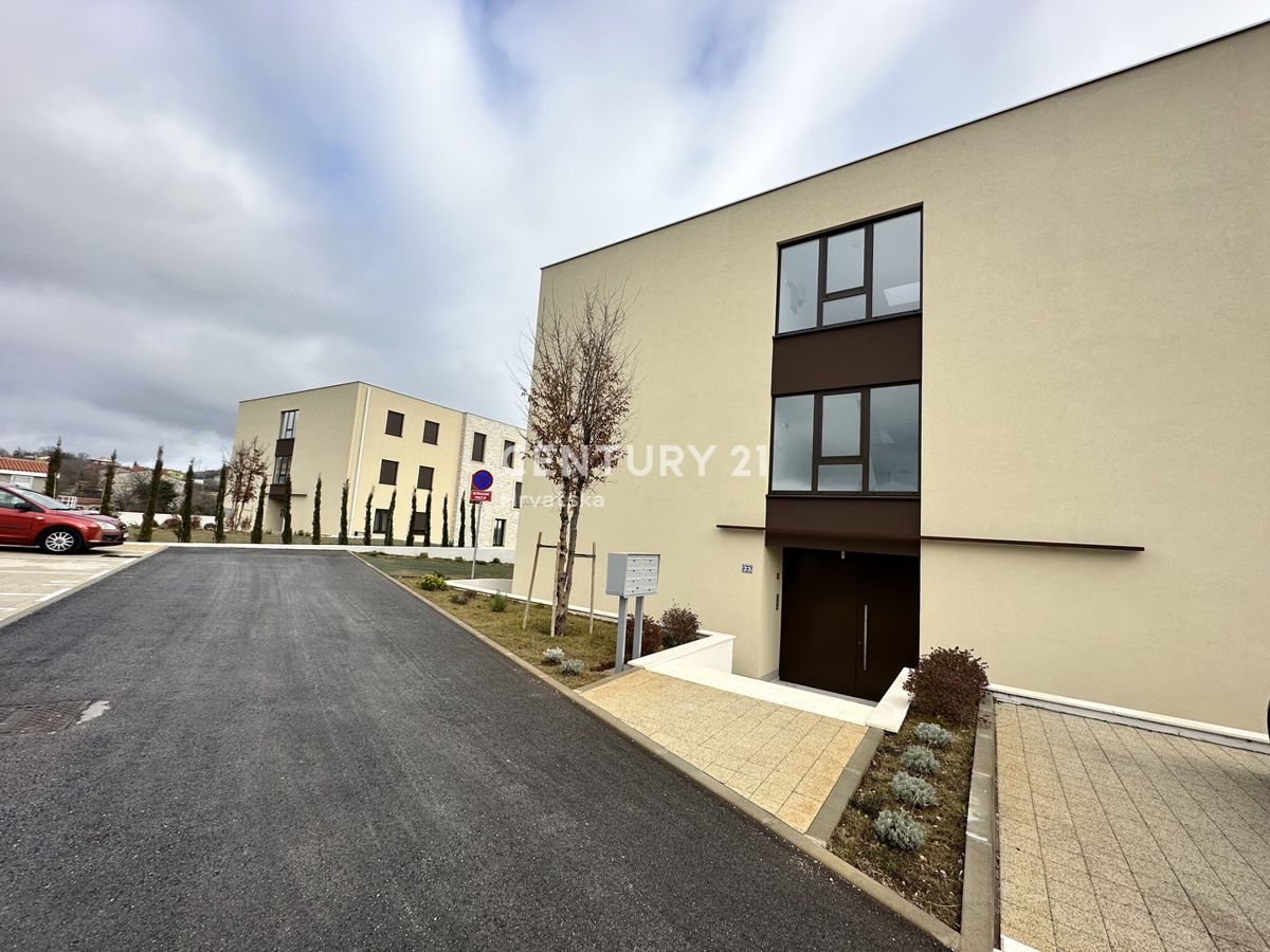 LABIN, stanovanje z odprtim pogledom na morje