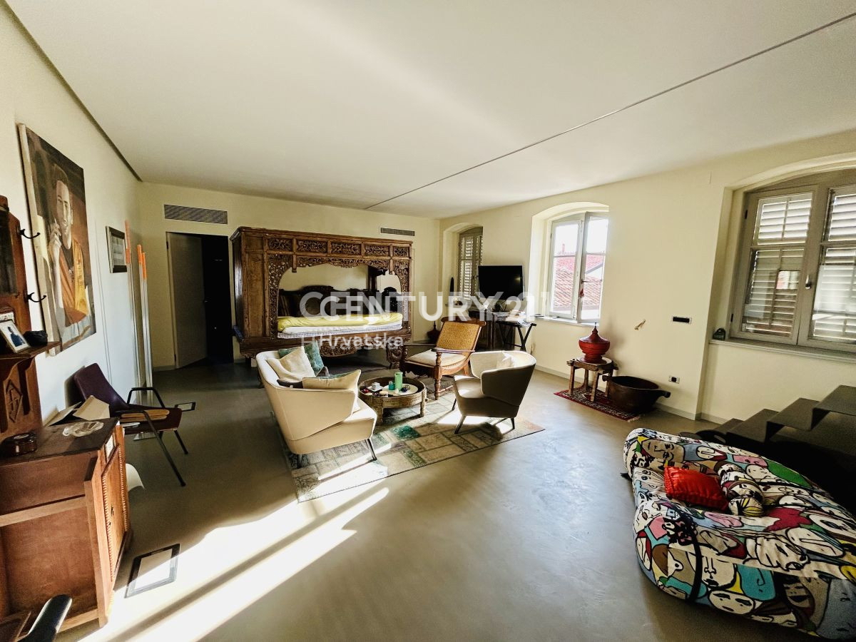 Prodaja, stanovanje, 2-prostorsko, Istarska županija, Umag