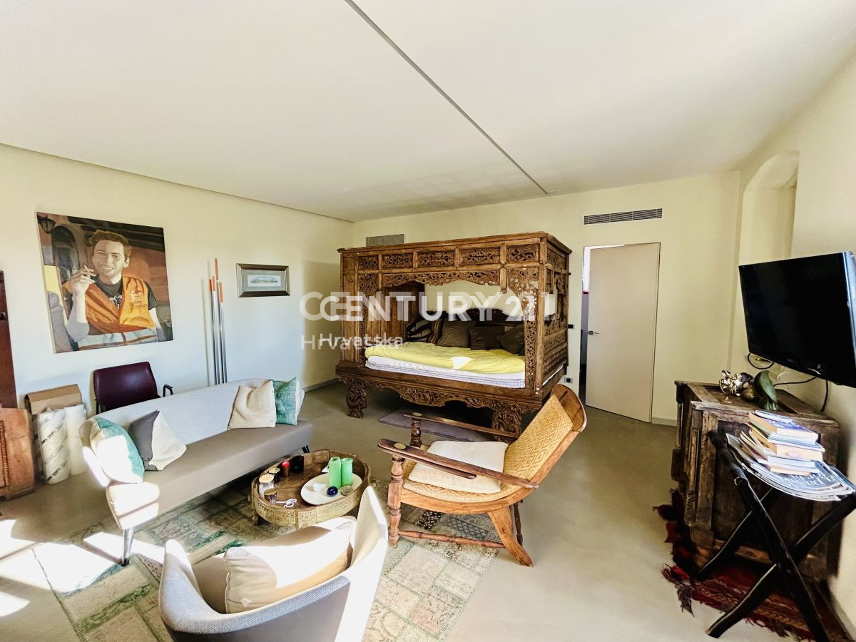 Prodaja, stanovanje, 2-prostorsko, Istarska županija, Umag