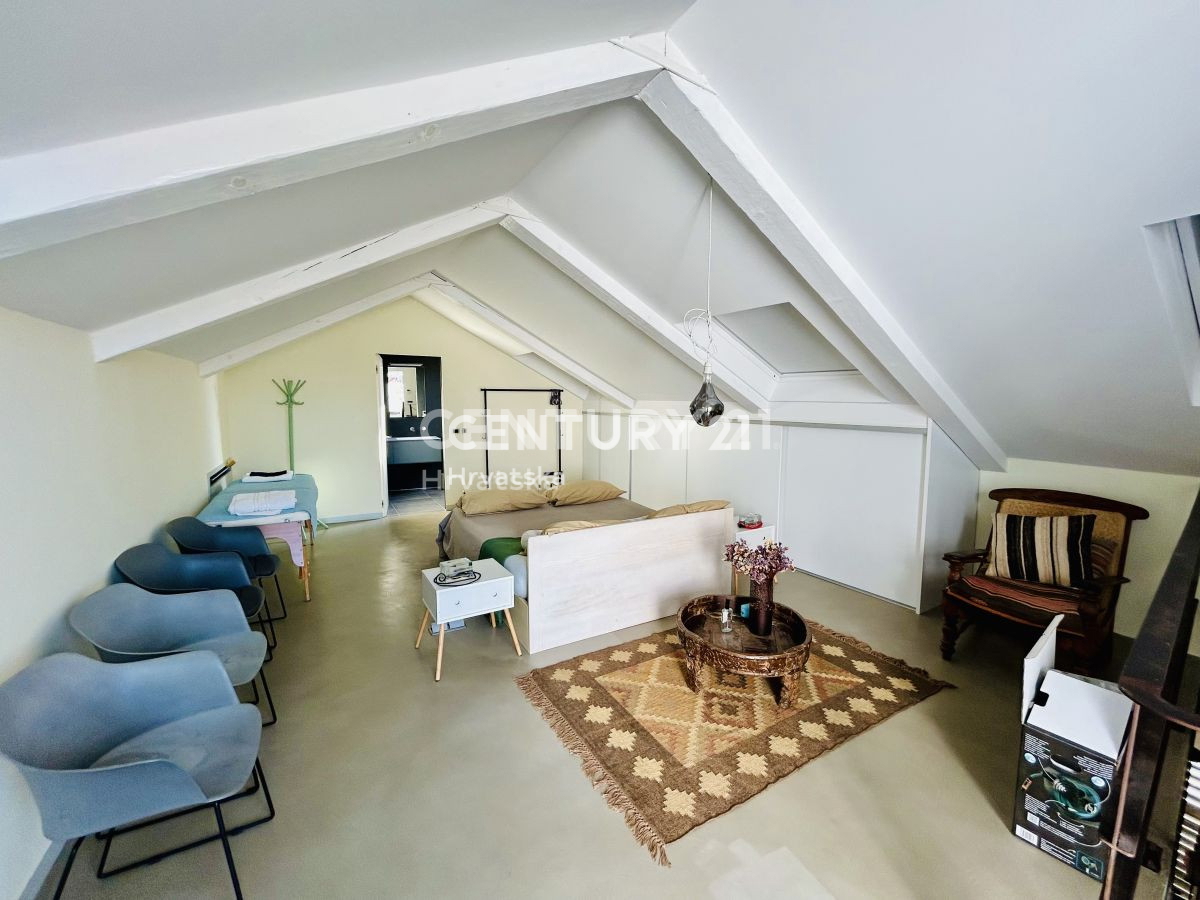 Prodaja, stanovanje, 2-prostorsko, Istarska županija, Umag