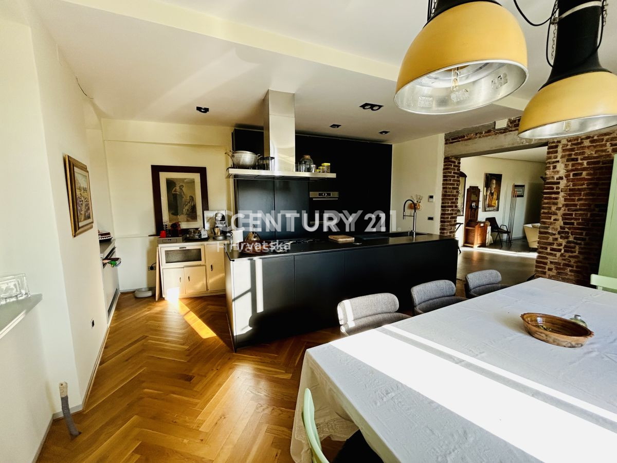 Prodaja, stanovanje, 2-prostorsko, Istarska županija, Umag