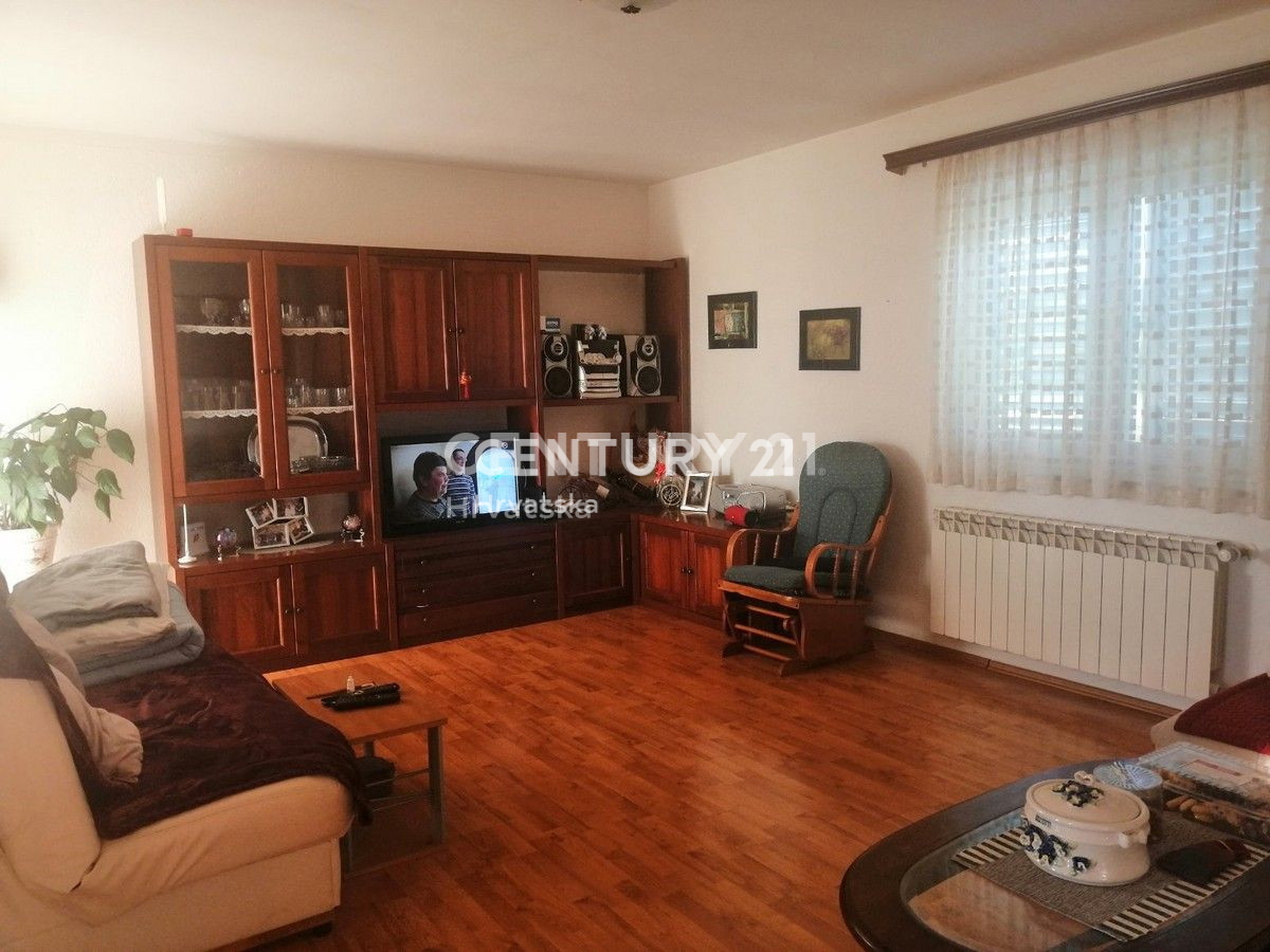 Prodaja, hiša, samostojna, Istarska županija, Višnjan, Bačva