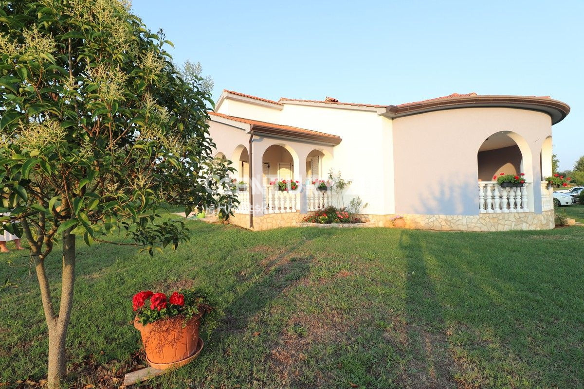 Prodaja, hiša, samostojna, Istarska županija, Višnjan, Bačva