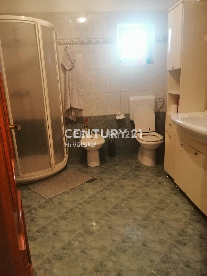 Prodaja, hiša, samostojna, Istarska županija, Višnjan, Bačva