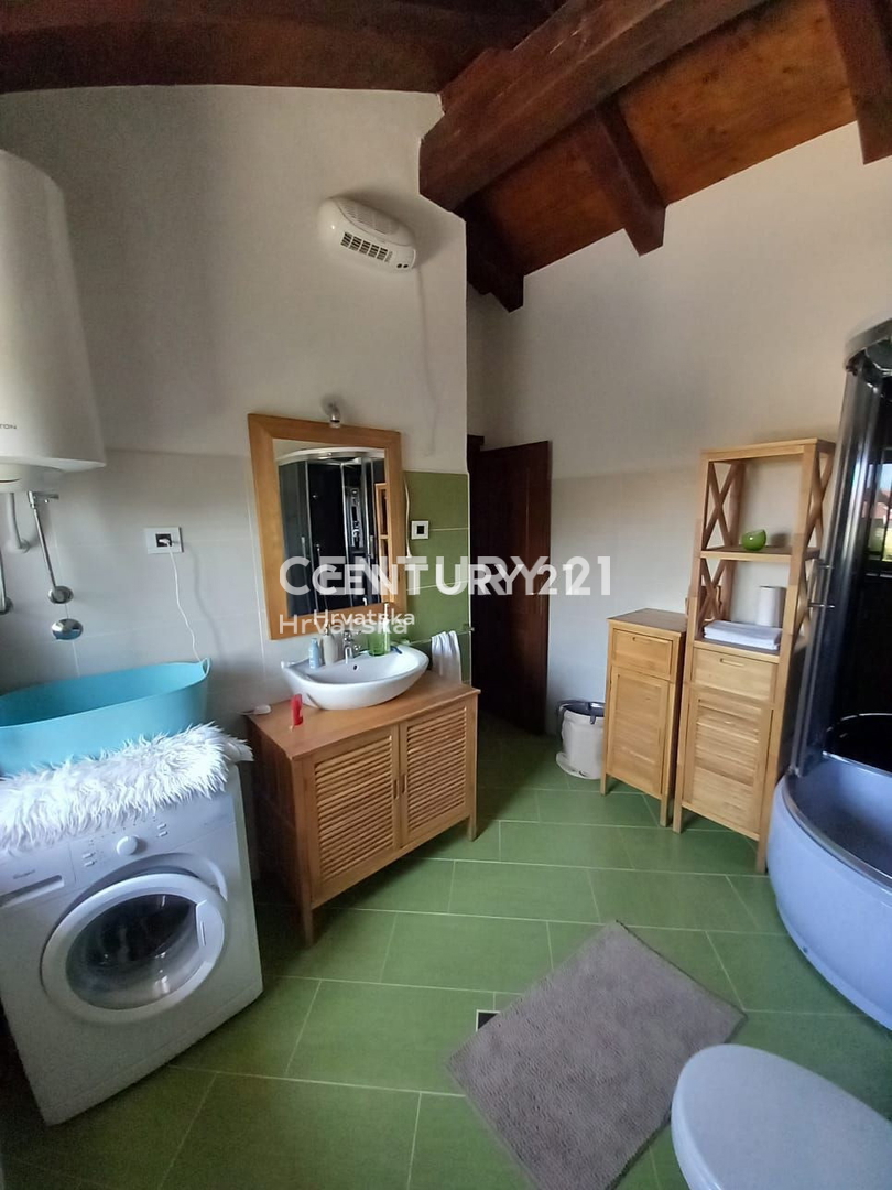 Prodaja, hiša, samostojna, Istarska županija, Buje, Momjan