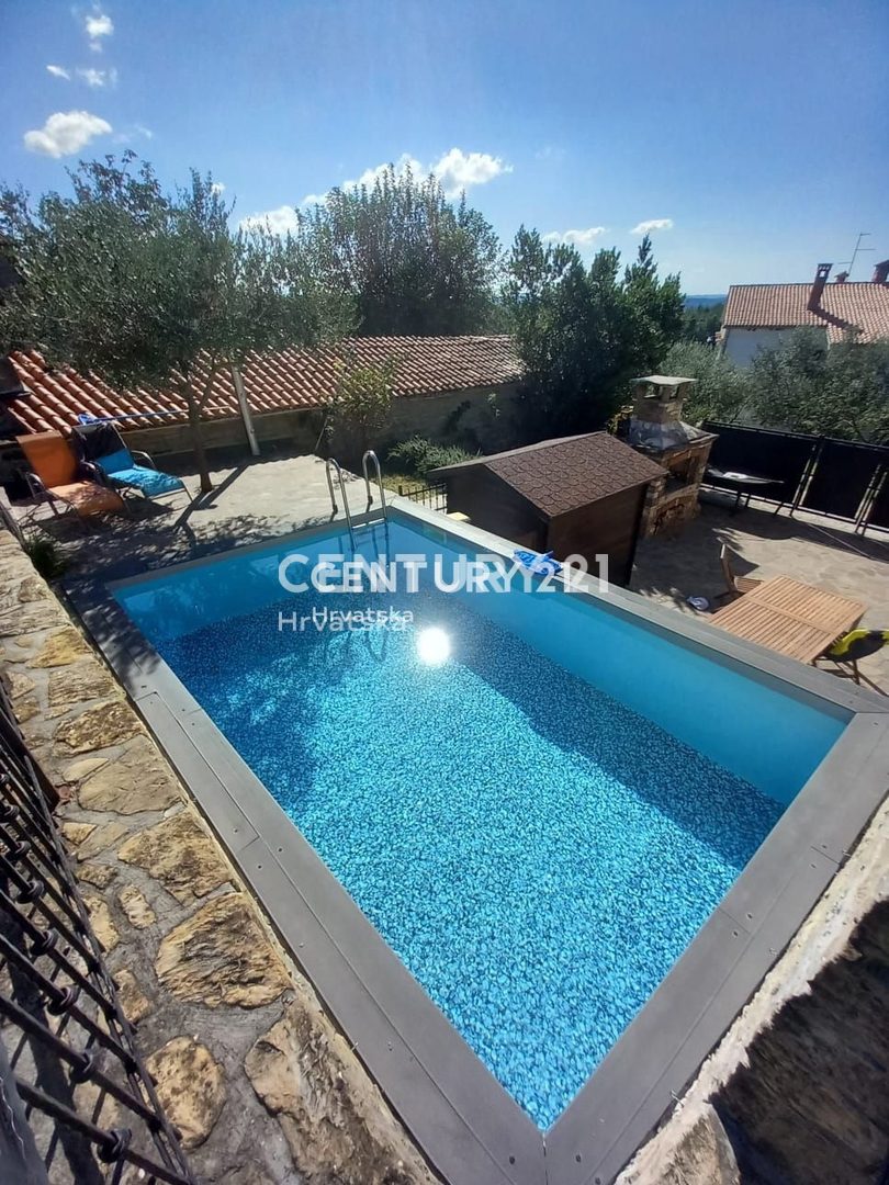 Prodaja, hiša, samostojna, Istarska županija, Buje, Momjan