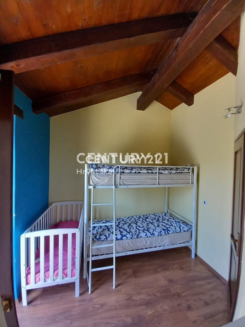 Prodaja, hiša, samostojna, Istarska županija, Buje, Momjan