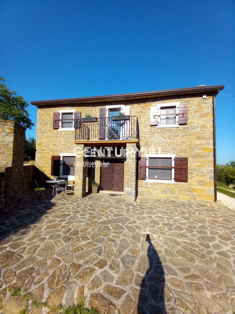 Prodaja, hiša, samostojna, Istarska županija, Buje, Momjan