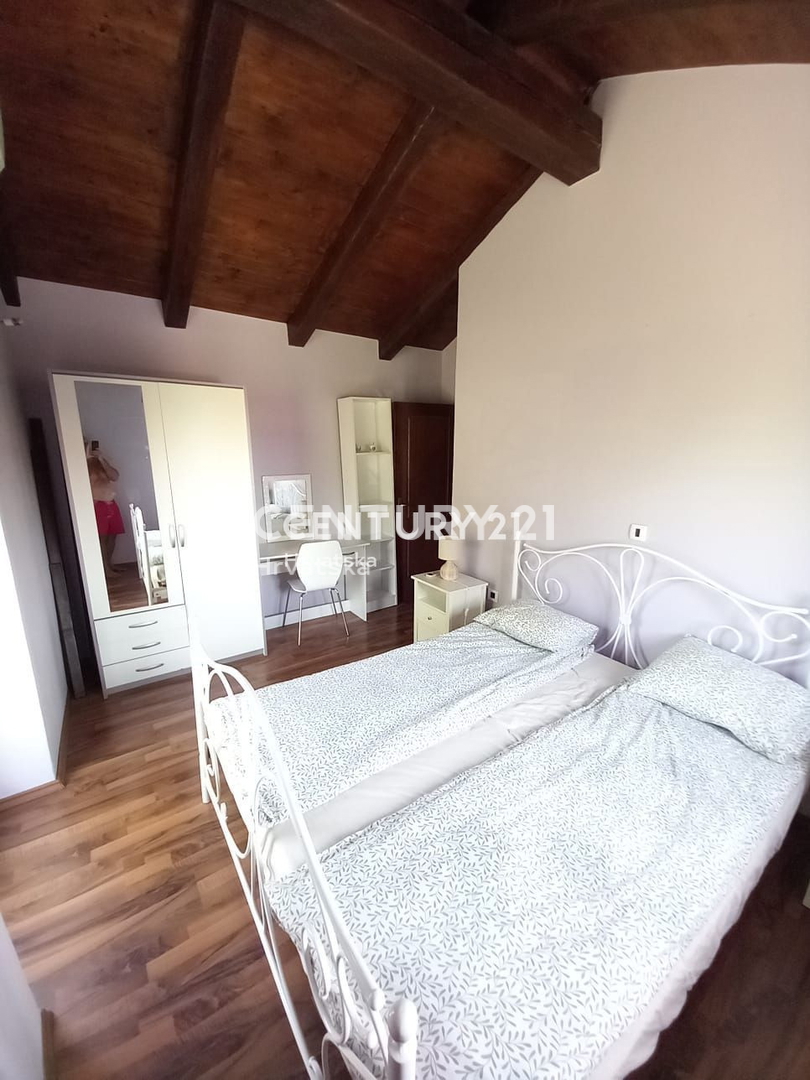 Prodaja, hiša, samostojna, Istarska županija, Buje, Momjan