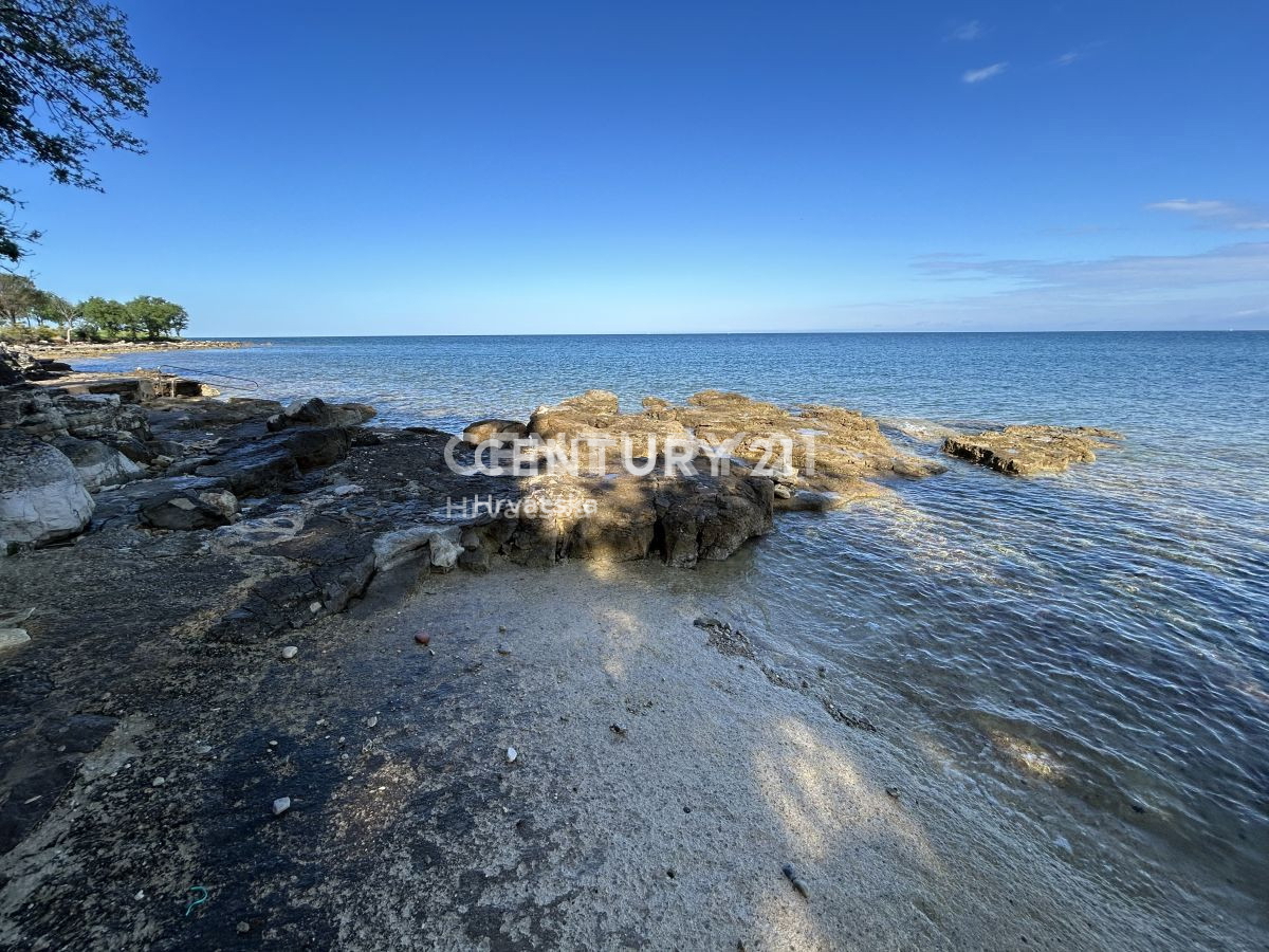 UMAG, OKOLICA, VILA S DIREKTNIM DOSTOPOM DO PLAŽE