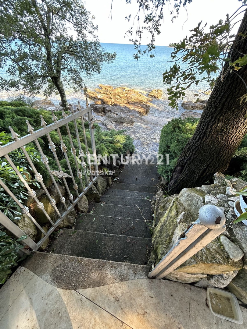 UMAG, OKOLICA, VILA S DIREKTNIM DOSTOPOM DO PLAŽE