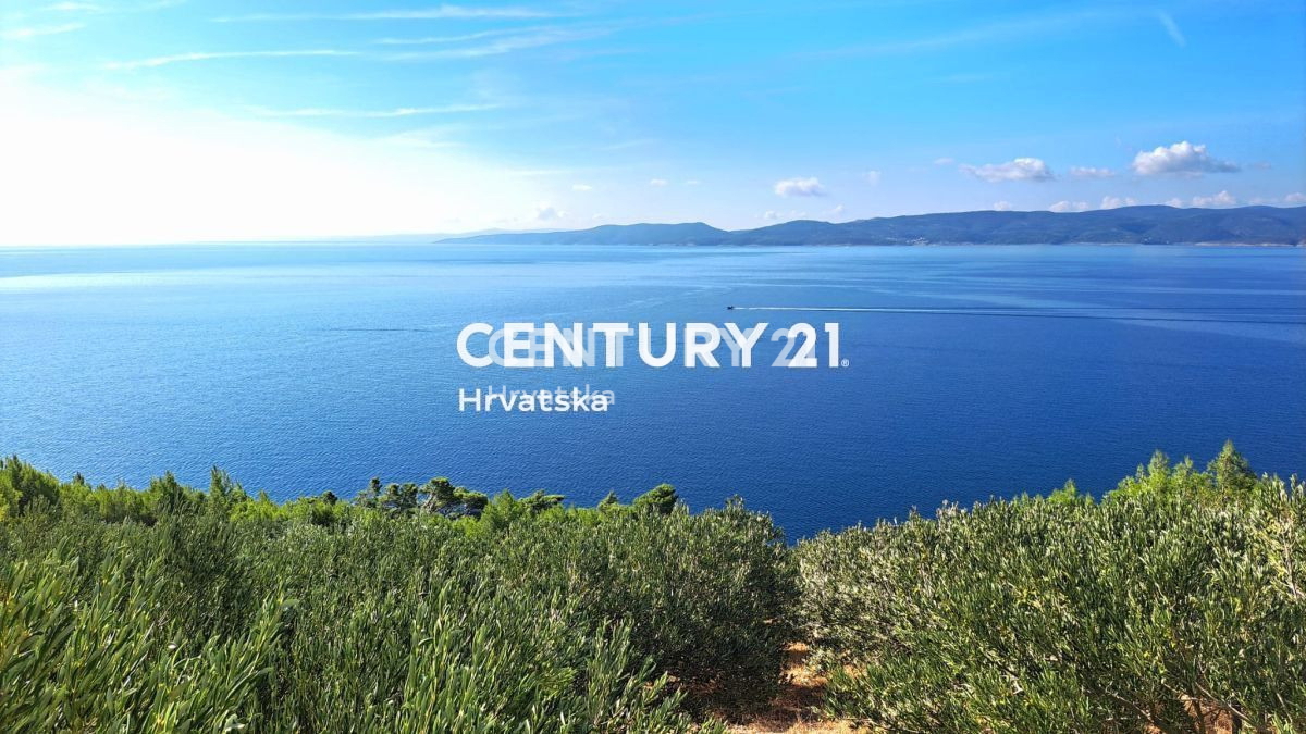 OMIŠ, PISAK, KMETIJSKO ZEMLJIŠČE (OLJČNJAK) 100 M OD MORJA