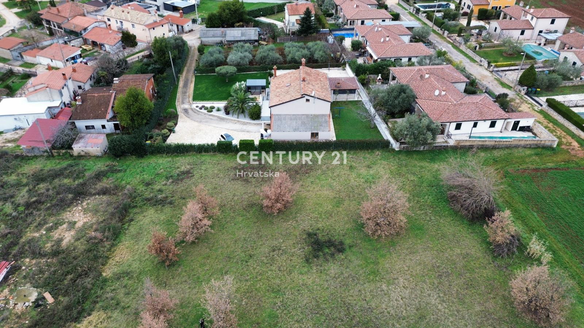 PRODAJA GRADBENIŠKEGA ZEMLJIŠČA