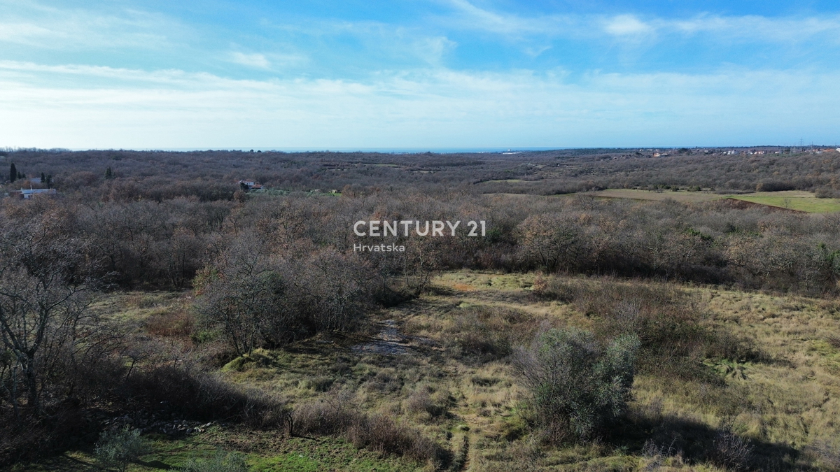 UMAG, OKOLICA, GRADBENO ZEMLJIŠČE S POMEMBNIM POTENCIALOM