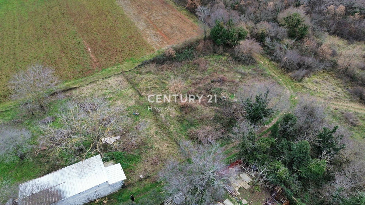 FUŠKULIN, PRODAJA GRADBENIŠKEGA ZEMLJIŠČA