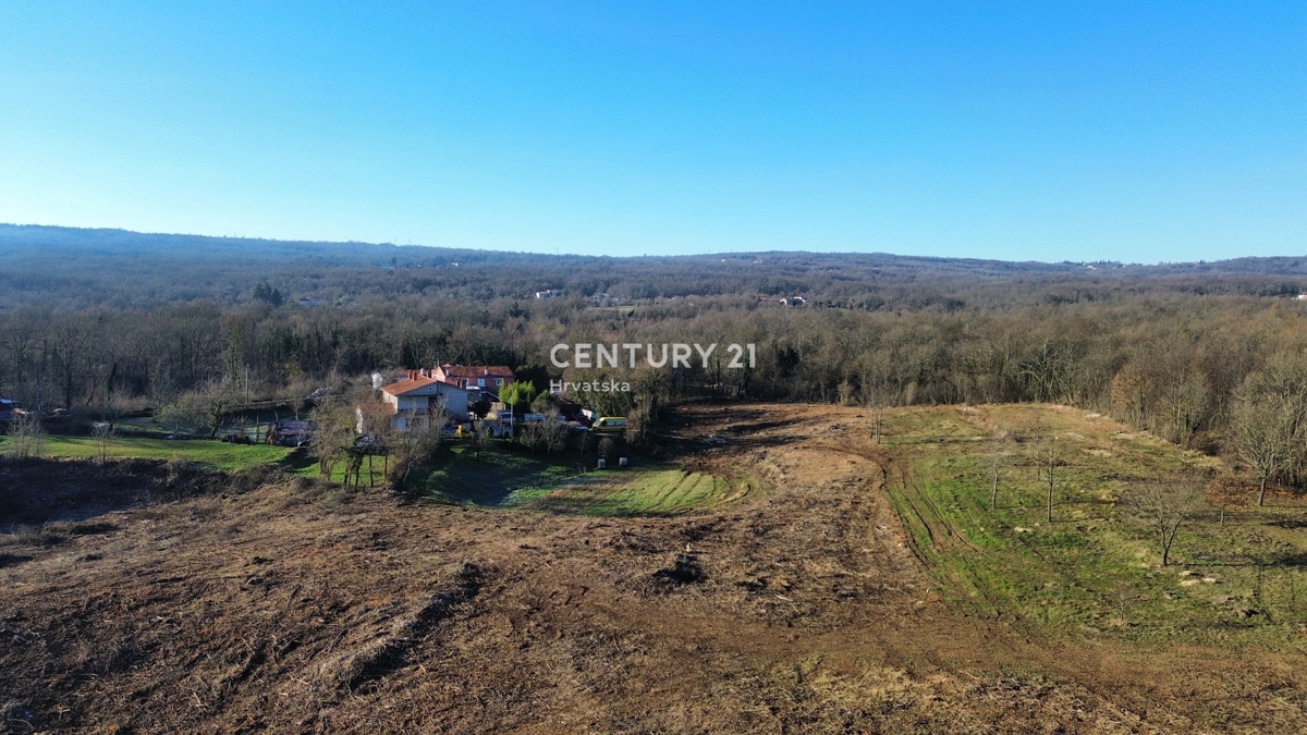 LABIN, KRŠAN, VELIKO GRADBENO ZEMLJIŠČE