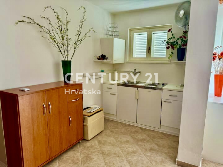 POREČ, OKOLICA, ODLIČNA HIŠA S POGLEDOM NA MORJE