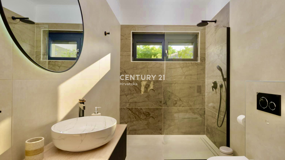 ROVINJ, OKOLICA, FANTASTIČNA NOVA PRIZEMNICA