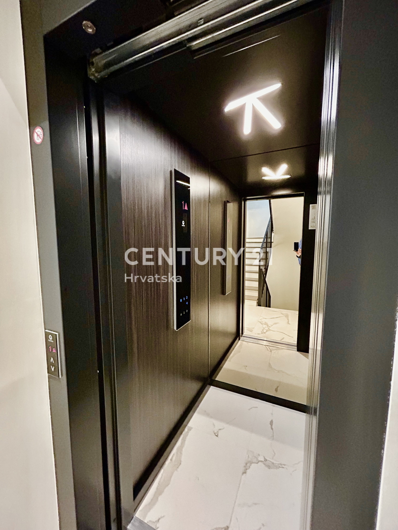 SAVUDRIJA, CRVENI VRH, PETRAM RESORT VILA S PANORAMSKIM POGLEDOM NA MORJE