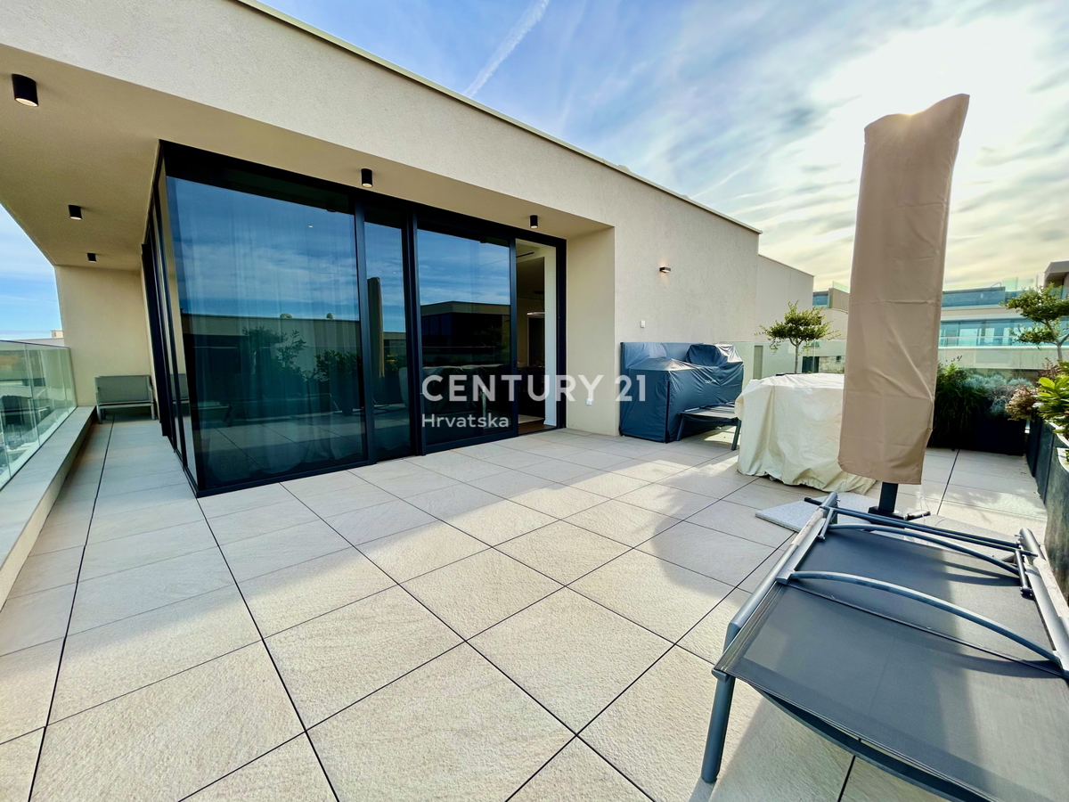 SAVUDRIJA, CRVENI VRH, PETRAM RESORT VILA S PANORAMSKIM POGLEDOM NA MORJE