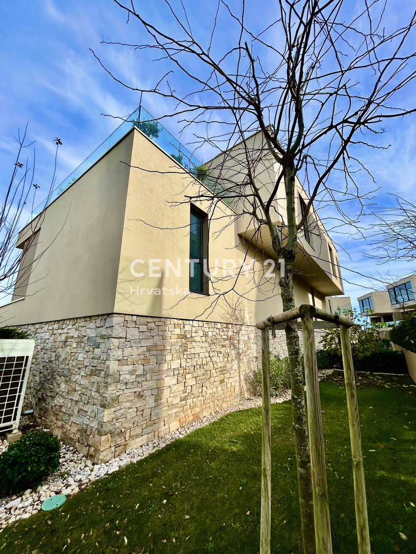 SAVUDRIJA, CRVENI VRH, PETRAM RESORT VILA S PANORAMSKIM POGLEDOM NA MORJE