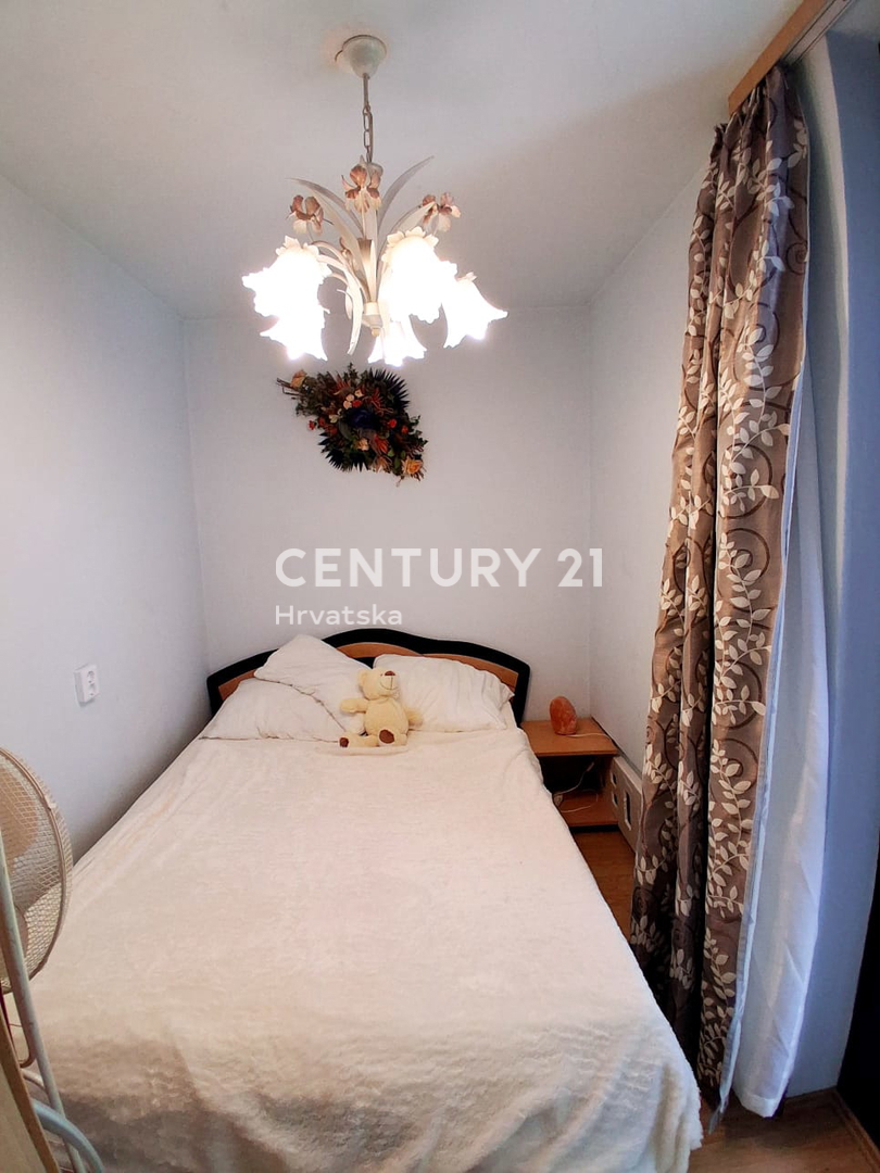 POREČ, ČERVAR PORAT, ENOSOBNO STANOVANJE BLIZU PLAŽE