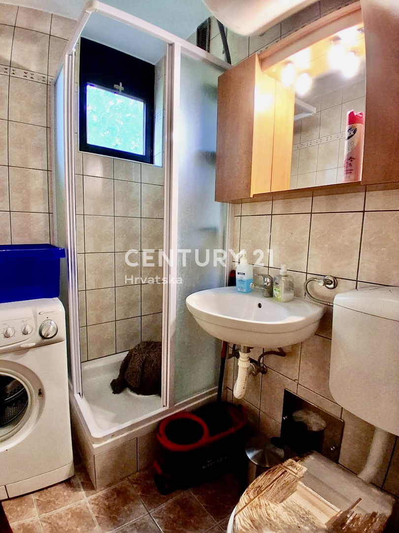 POREČ, ČERVAR PORAT, ENOSOBNO STANOVANJE BLIZU PLAŽE