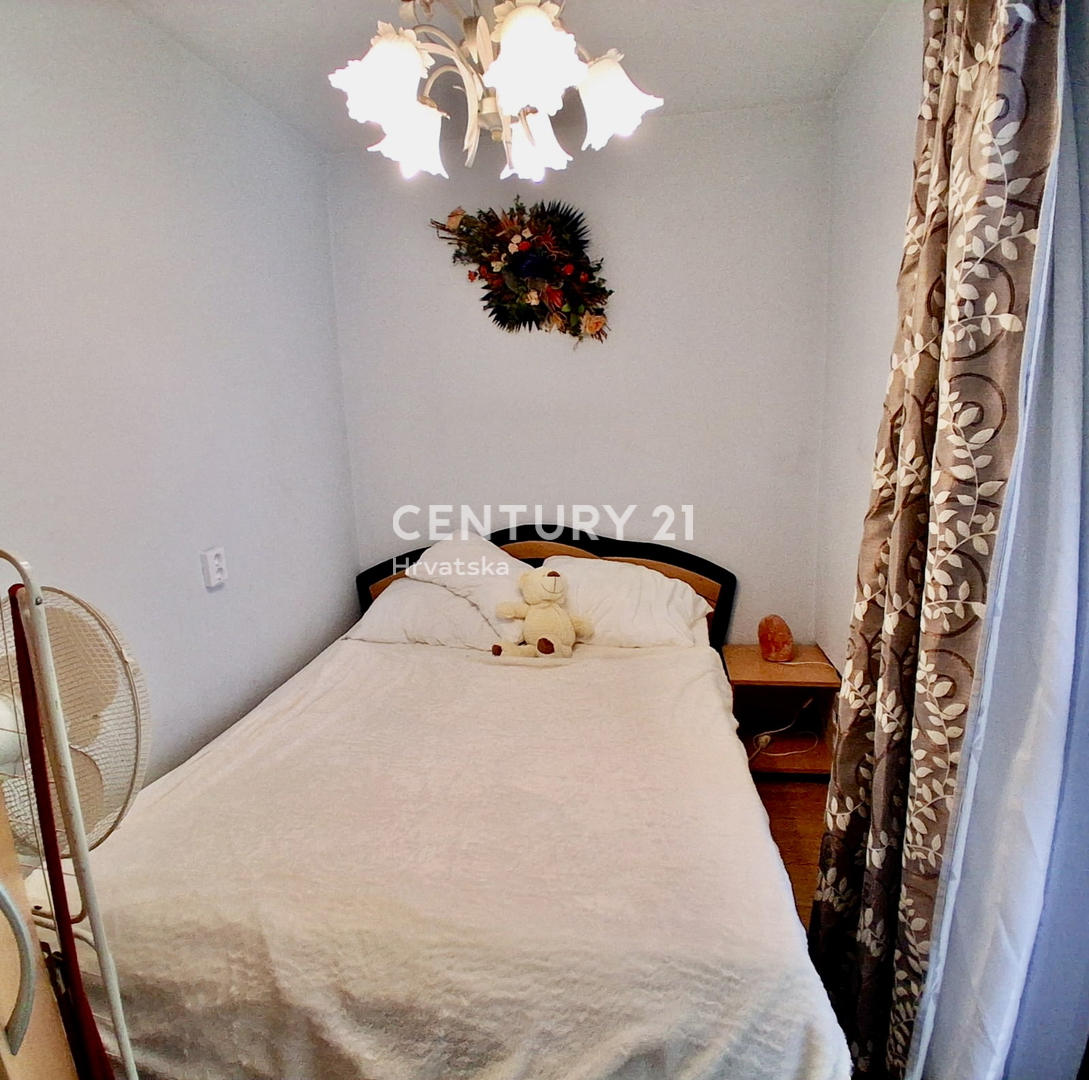 POREČ, ČERVAR PORAT, ENOSOBNO STANOVANJE BLIZU PLAŽE