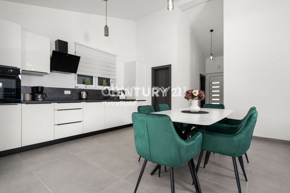 Prodaja, hiša, samostojna, Istarska županija, Labin