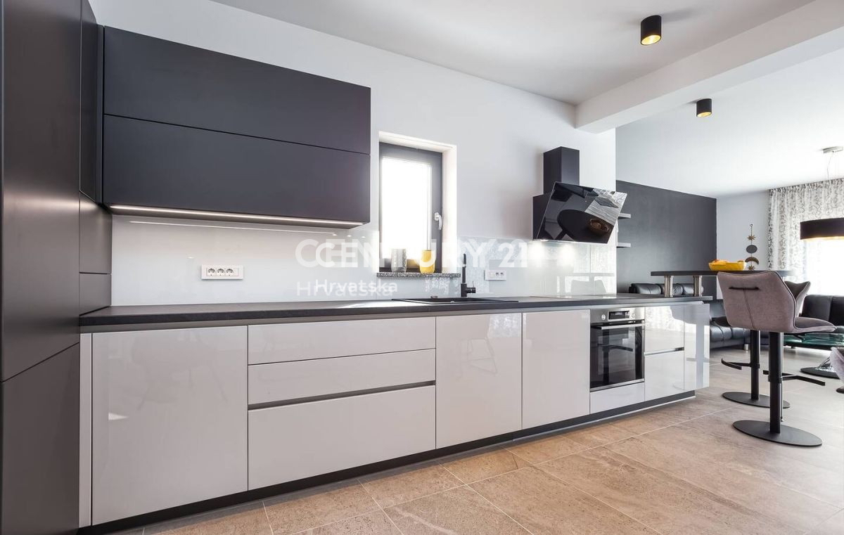 Prodaja, hiša, samostojna, Istarska županija, Poreč