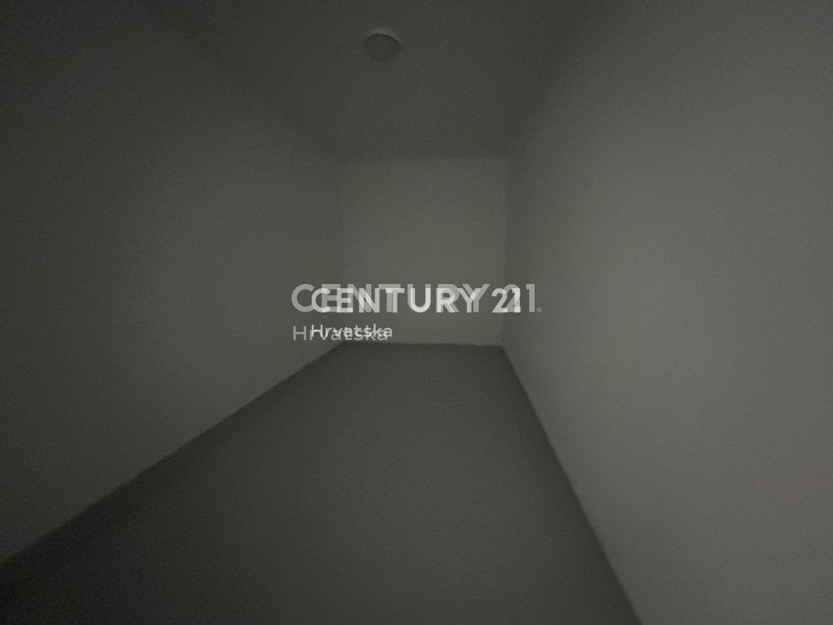 Prodaja, stanovanje, 2,5-sobno (2S+DB), Istarska županija, Umag