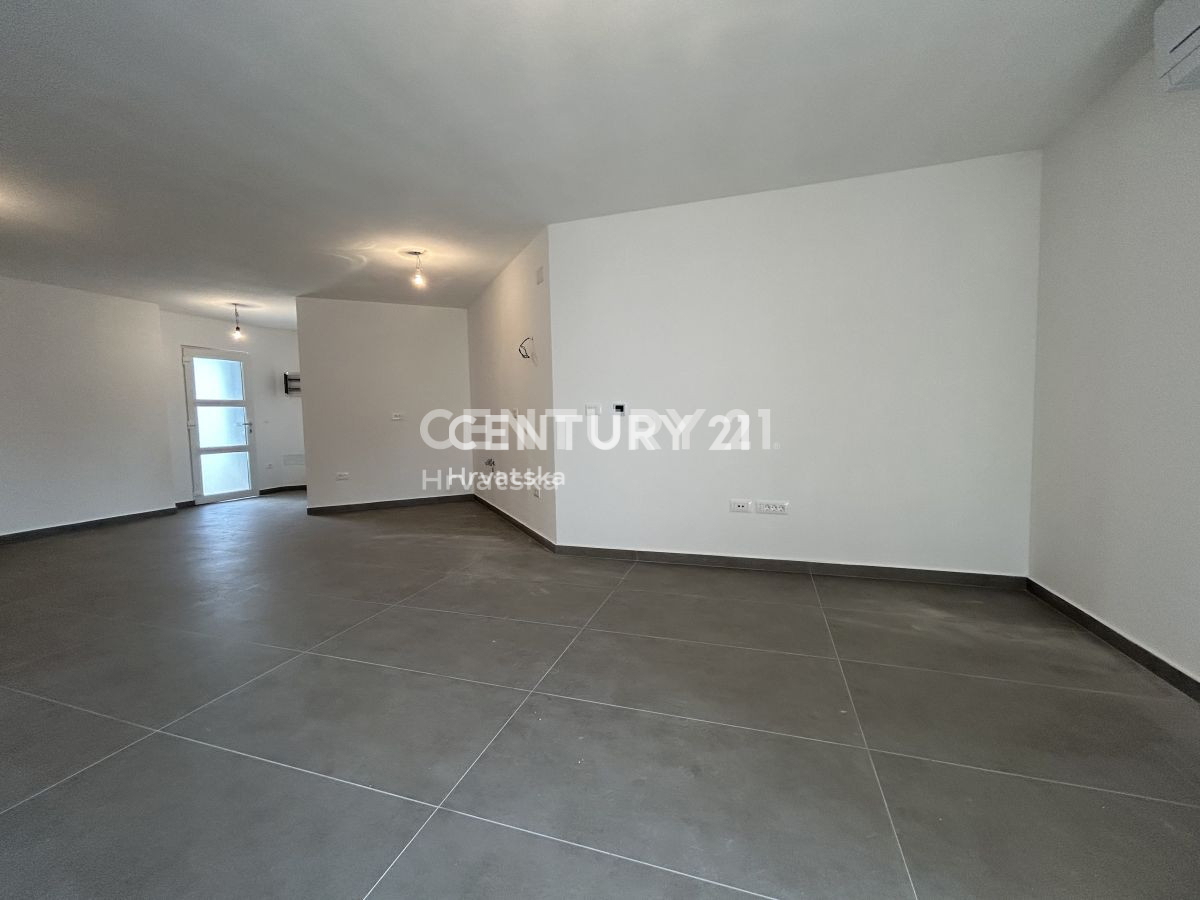 Prodaja, stanovanje, 2,5-sobno (2S+DB), Istarska županija, Umag