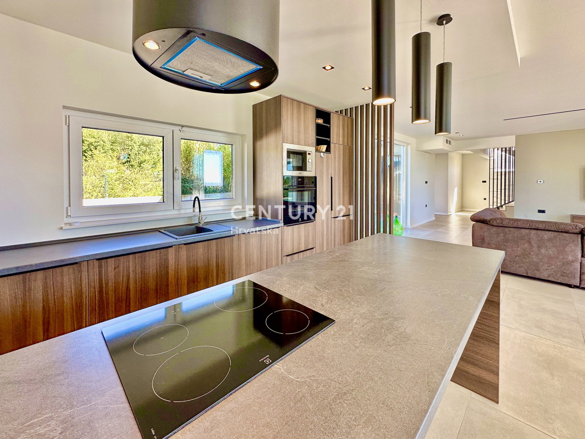 POREČ, OKOLICA, EKSKLUZIVNA DIZAJNERSKA VILA S POGLEDOM NA MORJE