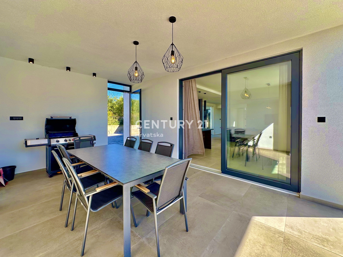 POREČ, OKOLICA, EKSKLUZIVNA DIZAJNERSKA VILA S POGLEDOM NA MORJE