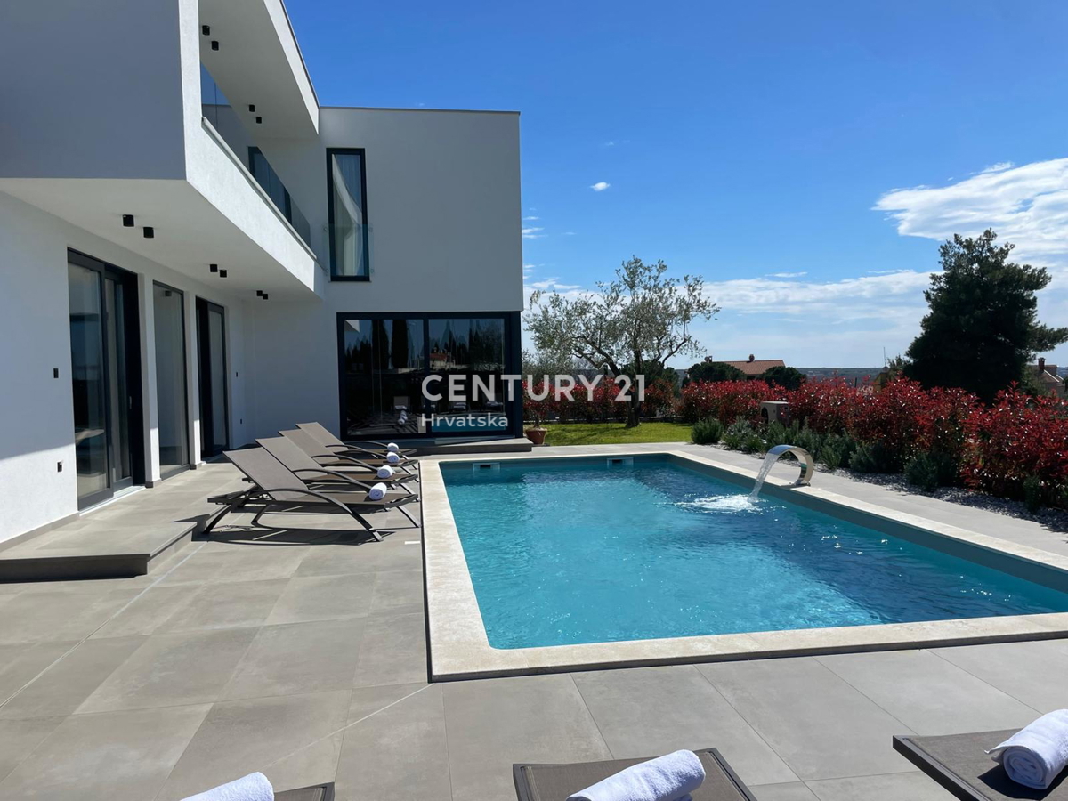 POREČ, OKOLICA, EKSKLUZIVNA DIZAJNERSKA VILA S POGLEDOM NA MORJE