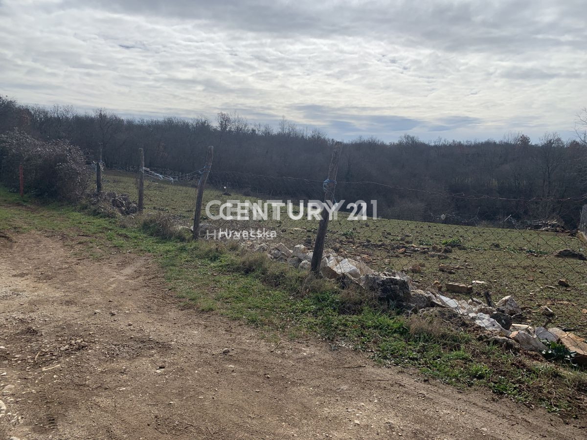 Prodaja, zemljišče, zazidljivo, Istarska županija, Višnjan, Radoši pri Višnjanu