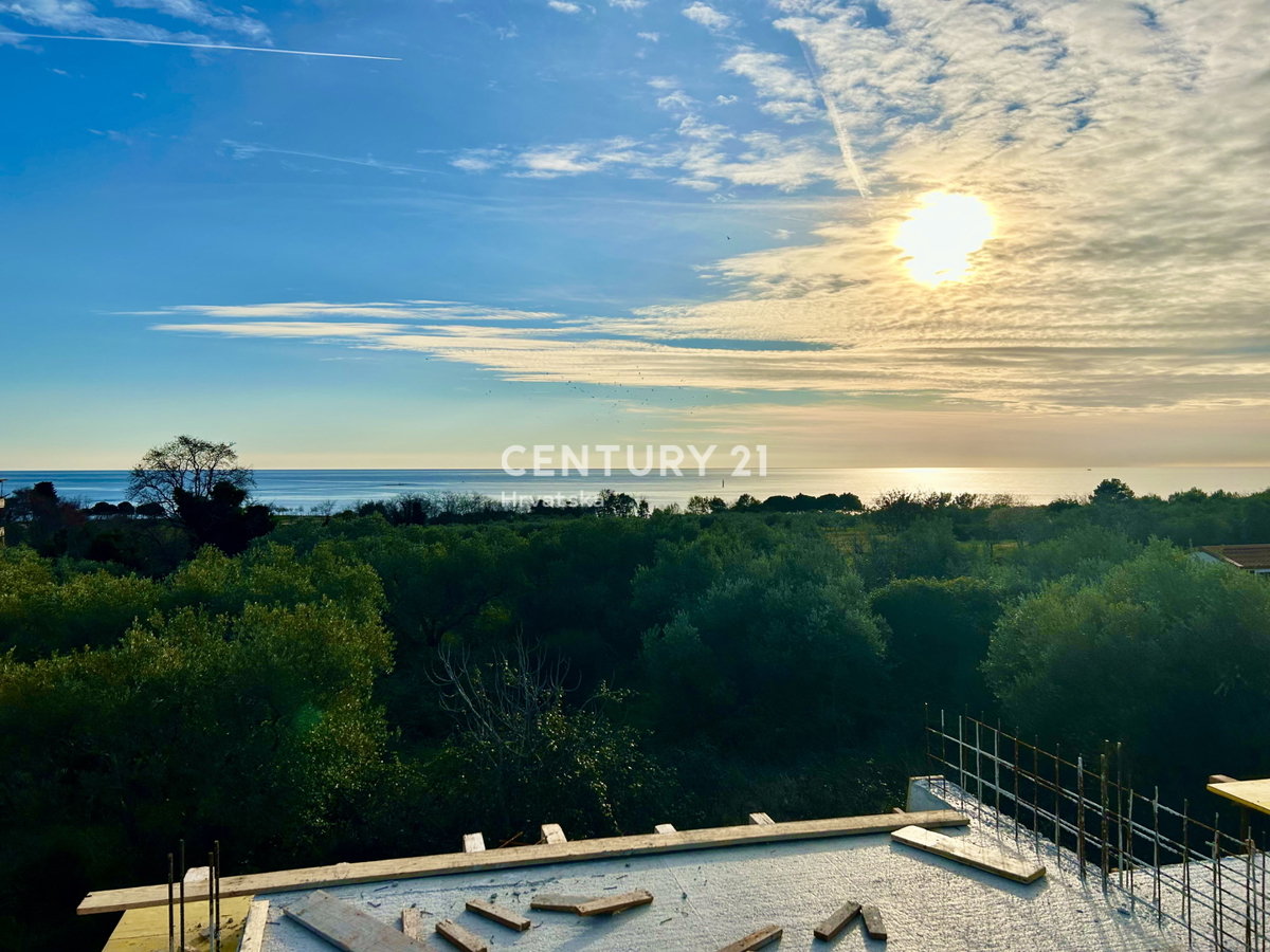 UMAG, PENTHOUSE S PANORAMSKIM RAZGLEDOM NA MORJE