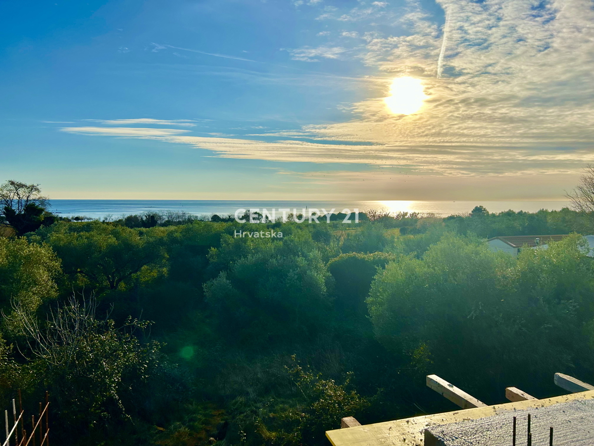 UMAG, PENTHOUSE S PANORAMSKIM RAZGLEDOM NA MORJE