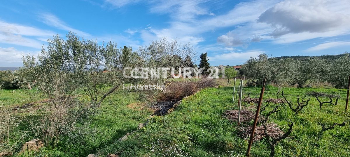 Pašman, Dobropoljana, Gradbeno zemljišče