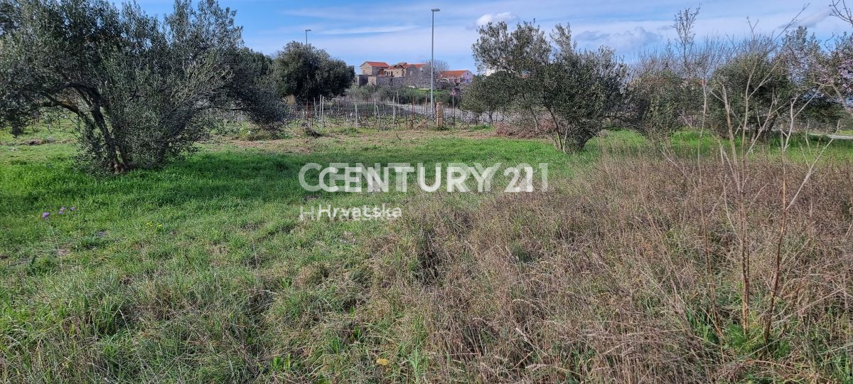 Pašman, Dobropoljana, Gradbeno zemljišče