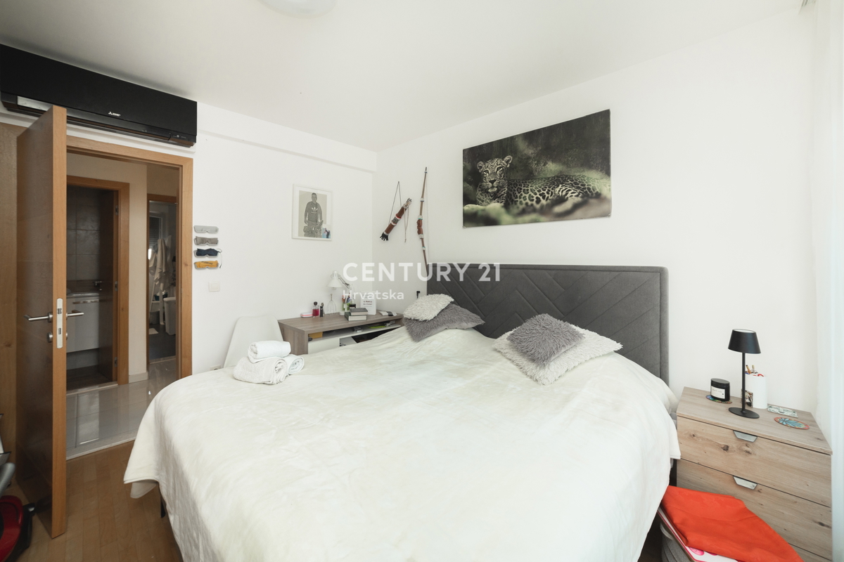 Zadar, Močire, 3-prostorsko stanovanje, 92 m2, 1. nadstropje, lastniški list, odlična lokacija, pogled na morje