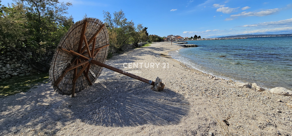 Pašman, Dobropoljana, gradbeno zemljišče 60 m do plaže