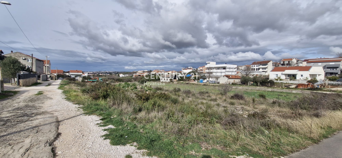 Zadar - Ploča - gradbeno zemljišče
