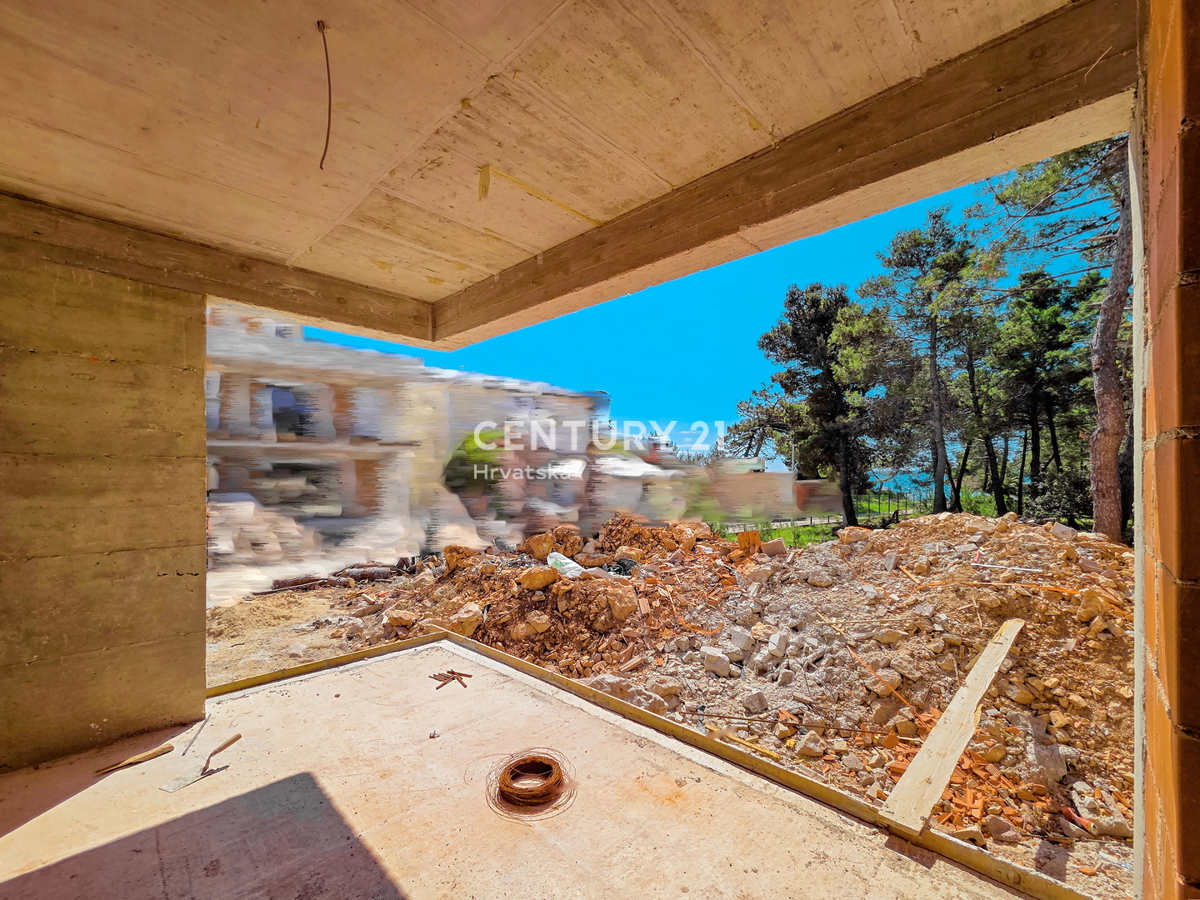 VIR - 2,5-sobno stanovanje v pritličju - 90 m od morja in plaže