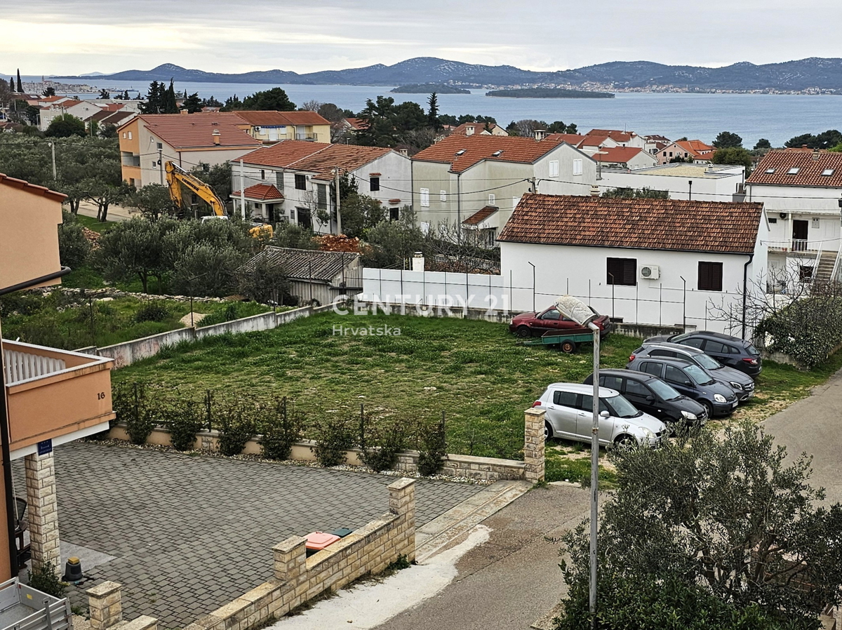 Sveti Filip in Jakov, hiša s pogledom na morje