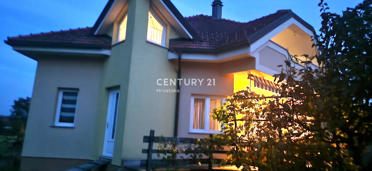 Brdovec - Zaprešić - hiša posebne arhitekture - novogradnja