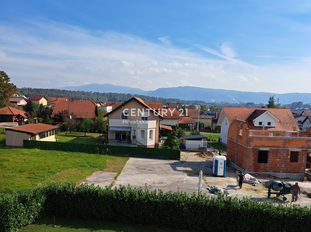 Brdovec - Zaprešić - hiša posebne arhitekture - novogradnja