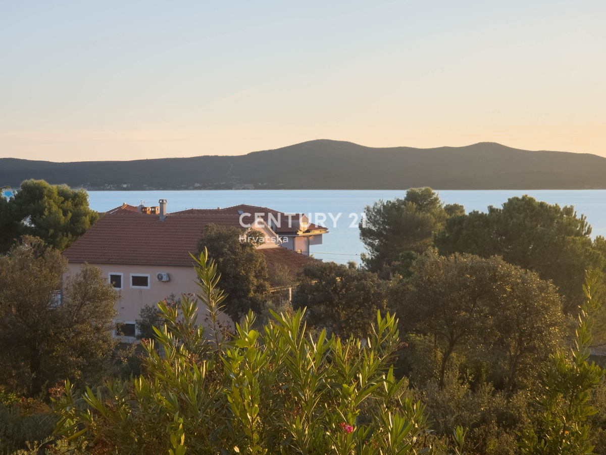 Zadar, Sukošan, stanovanje 123 m2, pritličje, garaža, shramba, čudovit razgled na morje