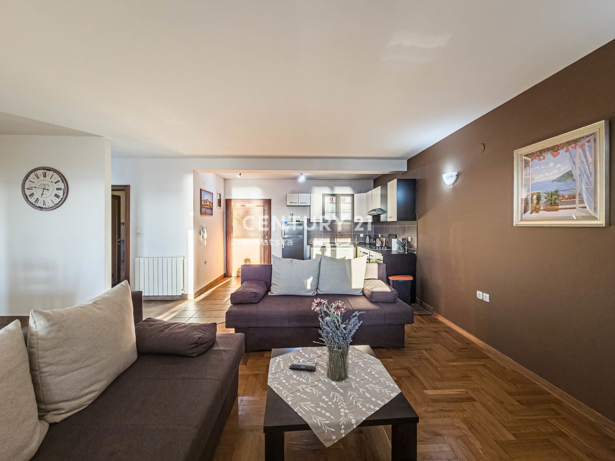 Zadar, Sukošan, stanovanje 123 m2, pritličje, garaža, shramba, čudovit razgled na morje